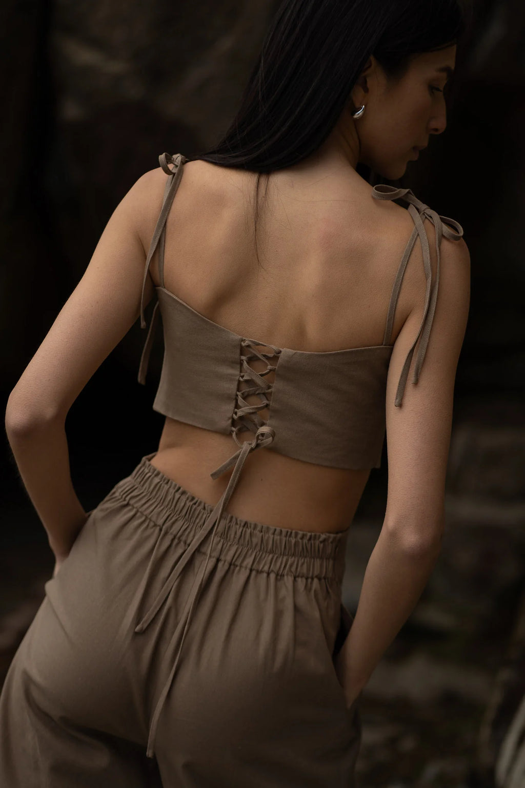 Richard Tie Top- Mocha