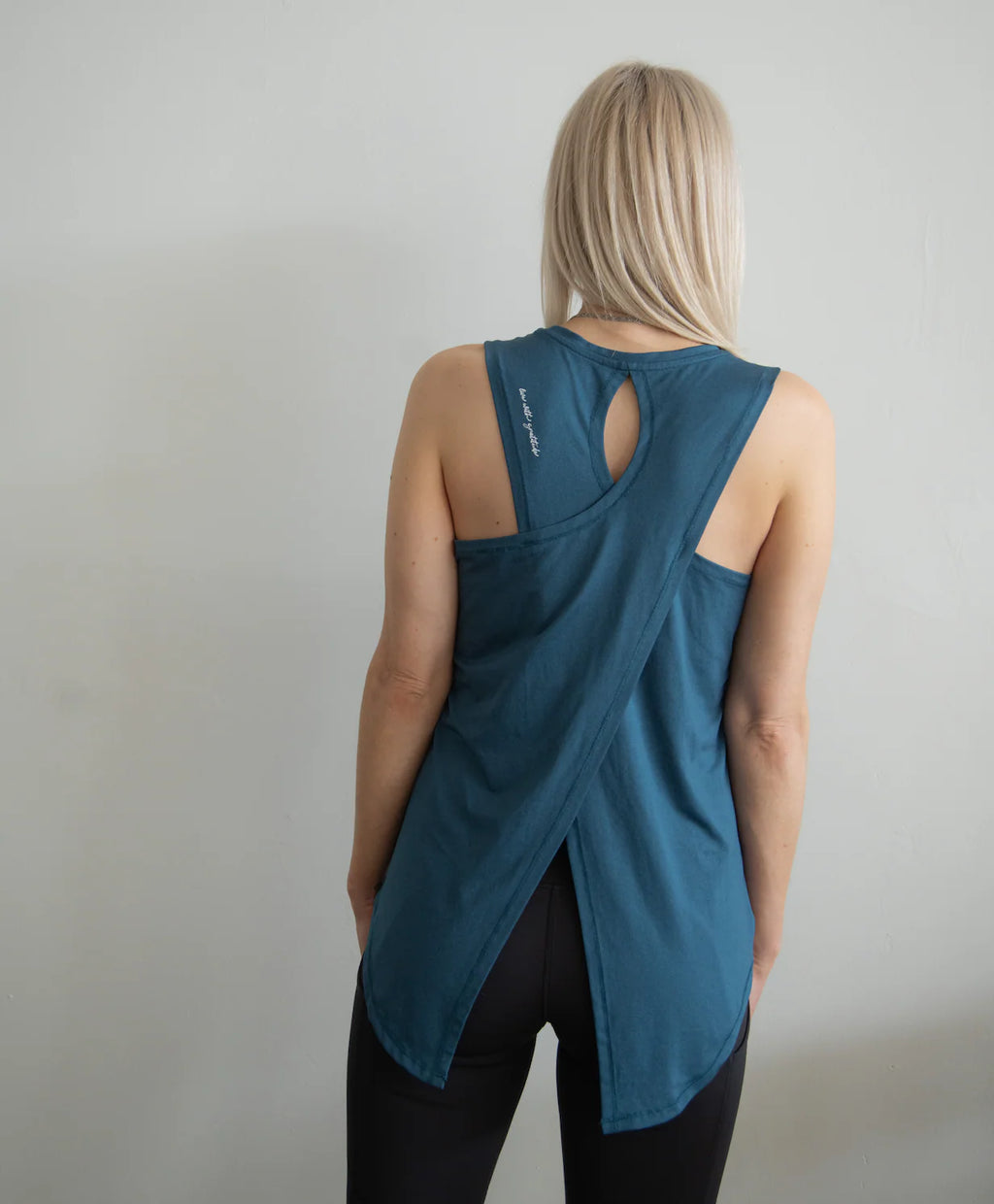 Live with Gratitude- Cross Tank